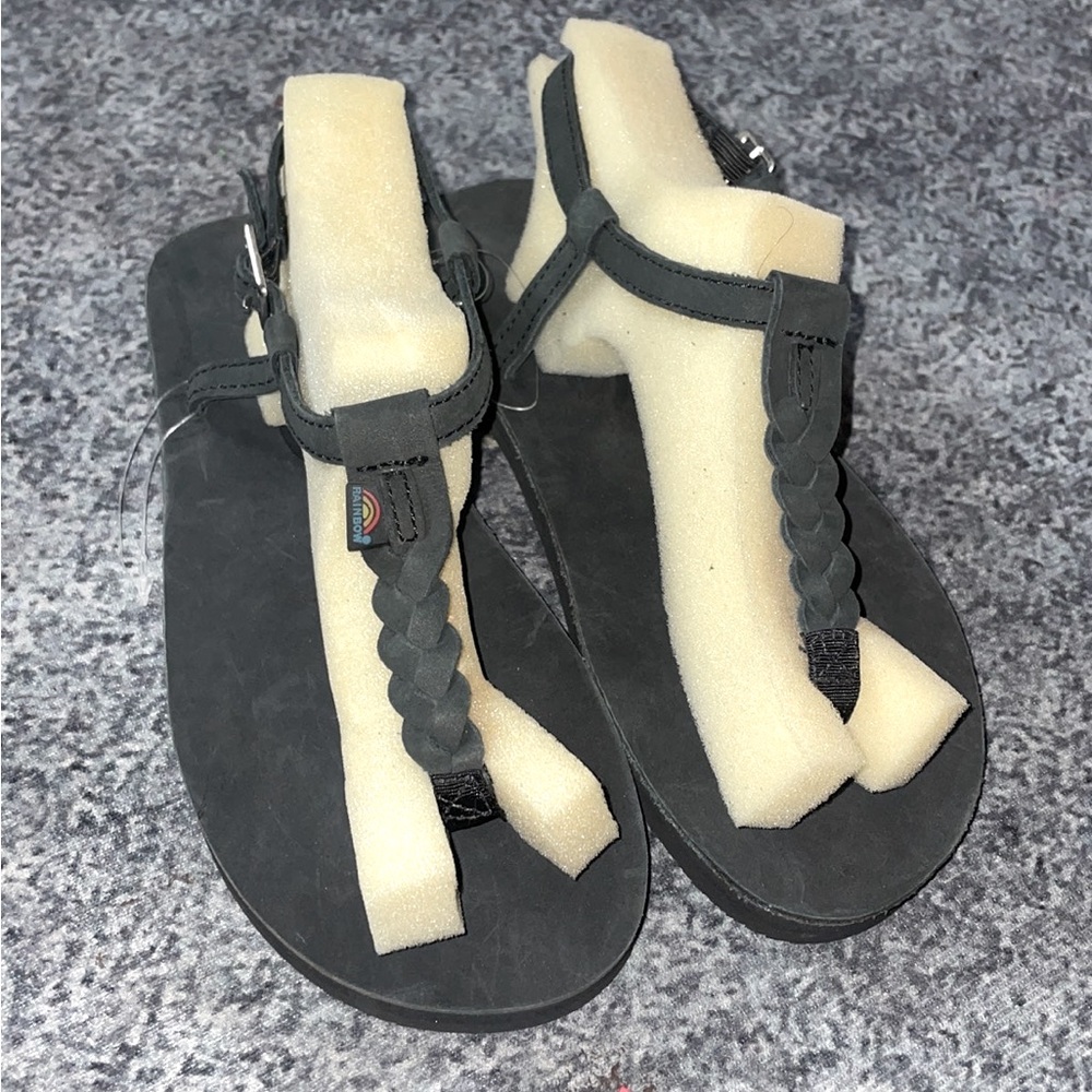 New Rainbow Sandals Child size 2-3 (NOT TODDLER) ALL REASONABLE OFFERS ACCEPTED!